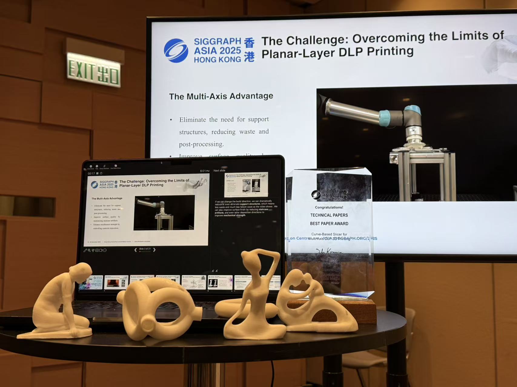 8709941c1c438a79132e2d536de3f412